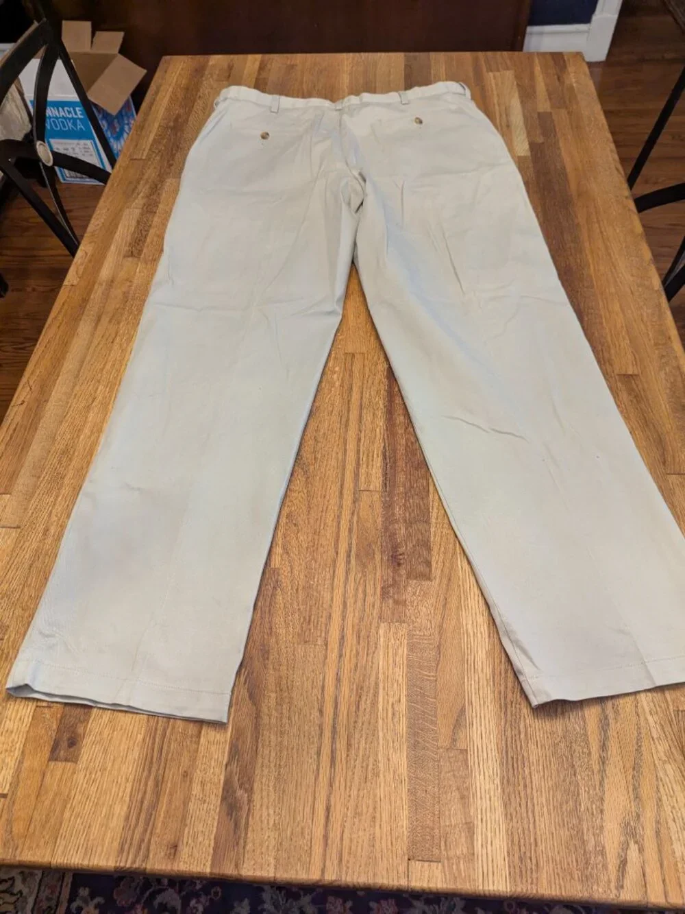 38/34 Men's Khakis Berkley Jensen